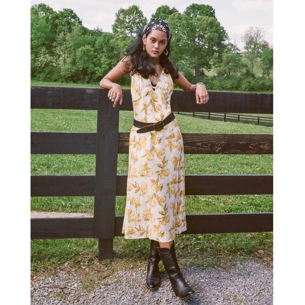 URBAN OUTFITTERS First Sight Plunging Midi Dress